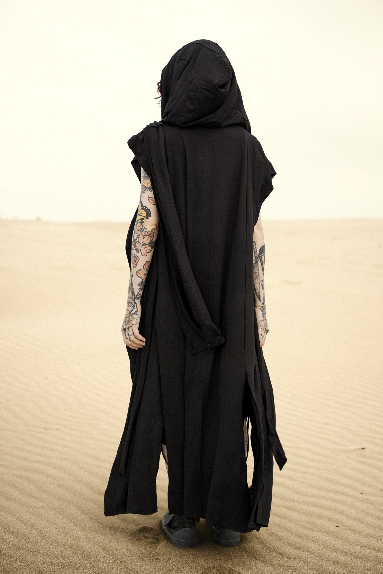 BAKLA robe [Black]