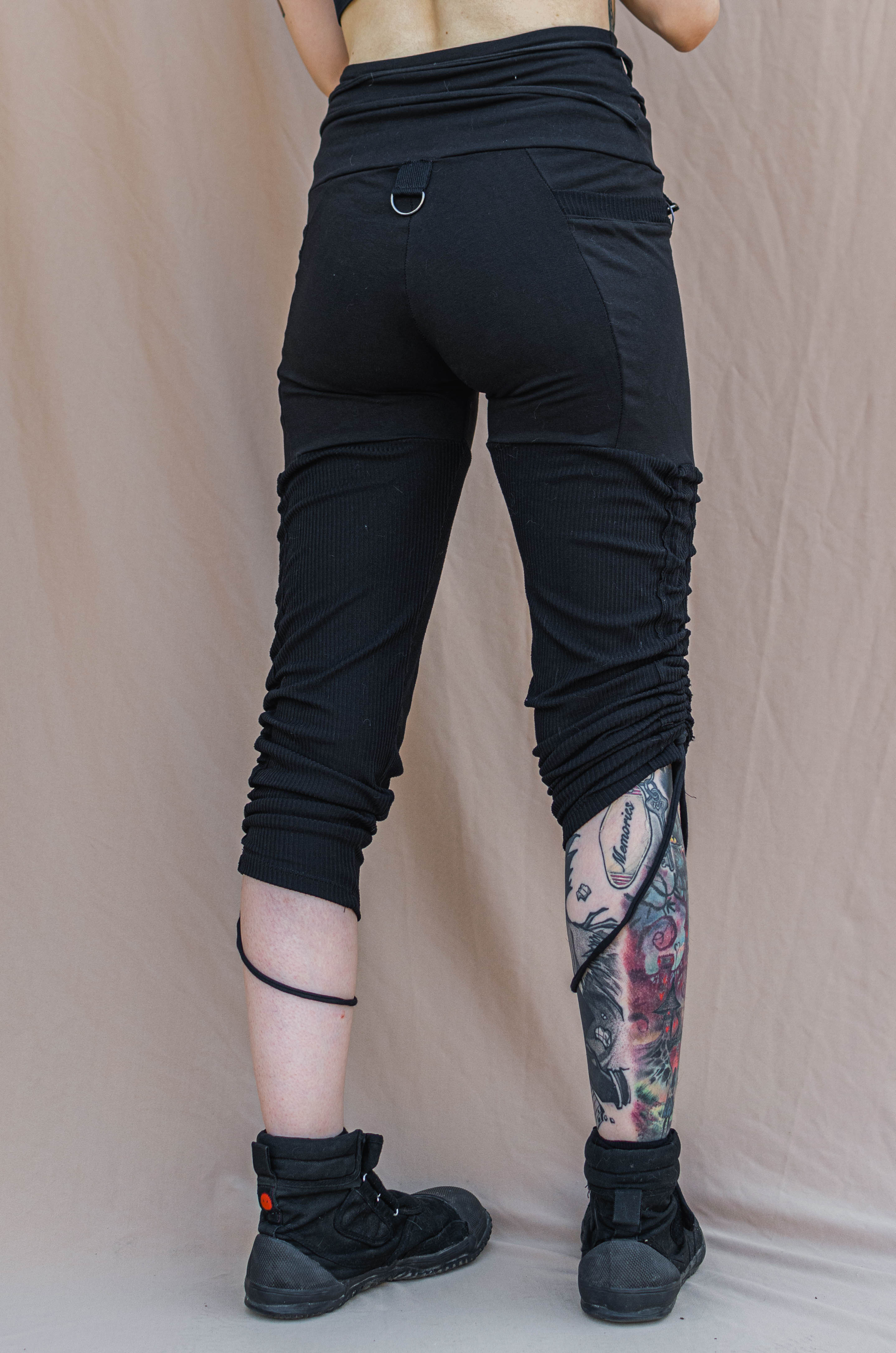KATIC adjustable capri leggings [Harkonnen]
