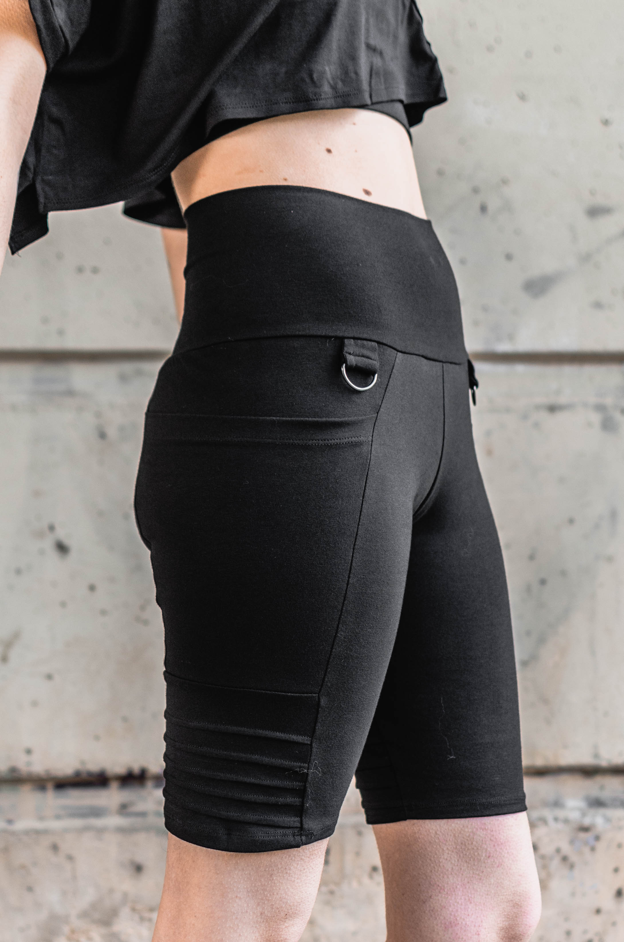 LYM biker shorts [Black]