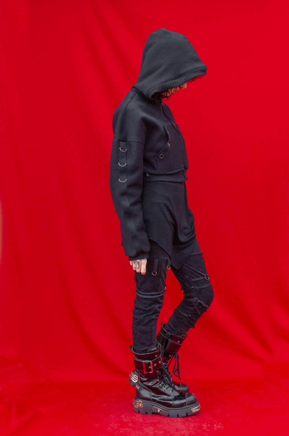 ORBON cropped hoodie [Black]