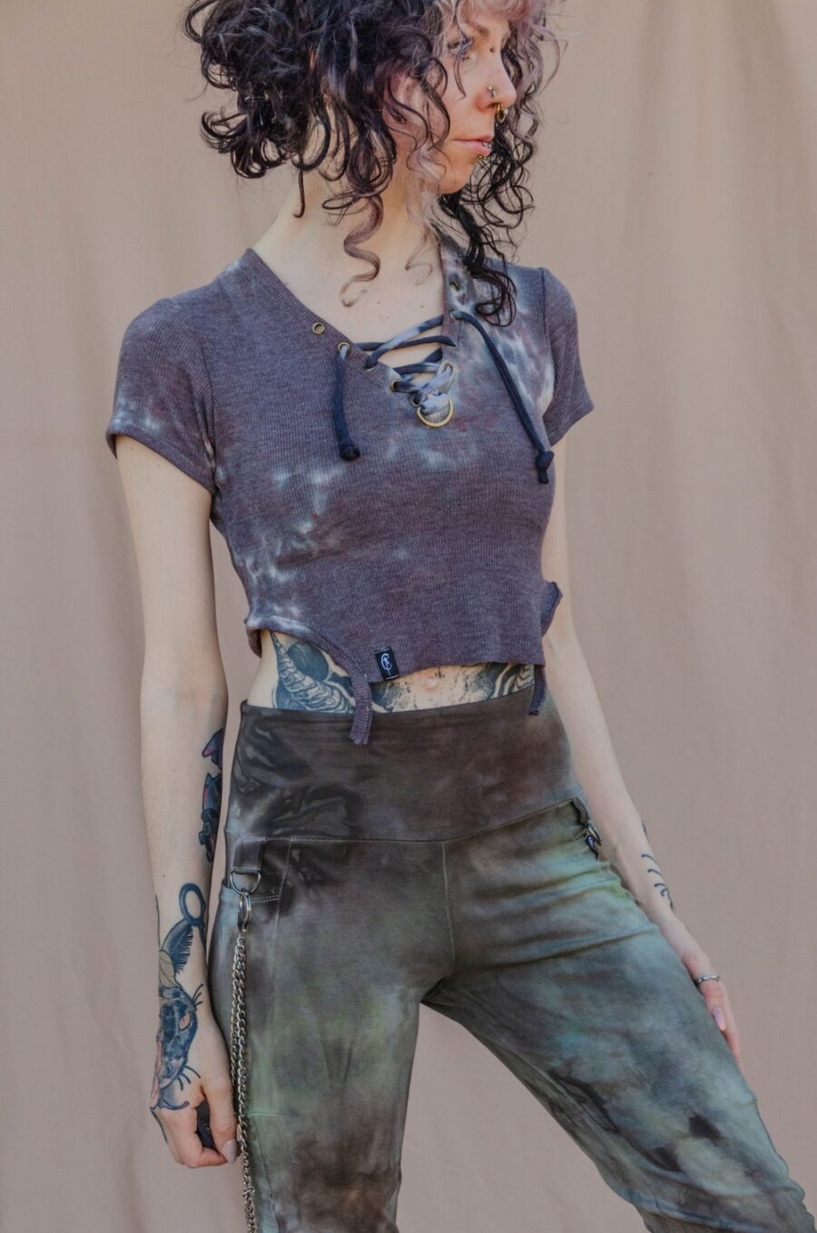 DOFY lace up crop tee [ENFACTUM]