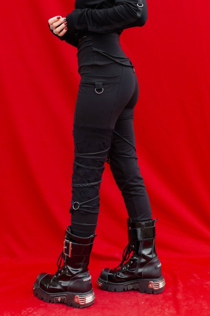 TRAPE gothic and cyberpunk techwear leggings made by YNHOIA
